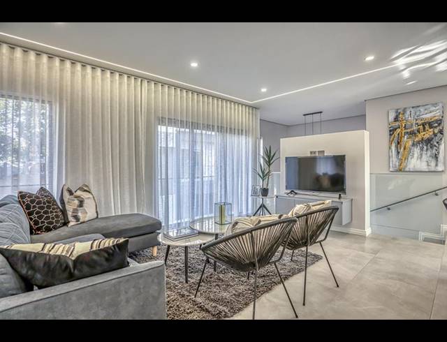 3 BEDROOM HOUSE FOR SALE IN HURLINGHAM